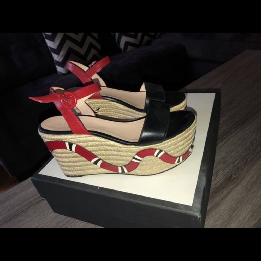 COPY - Gucci wedges size 38 - Picture 2 of 4